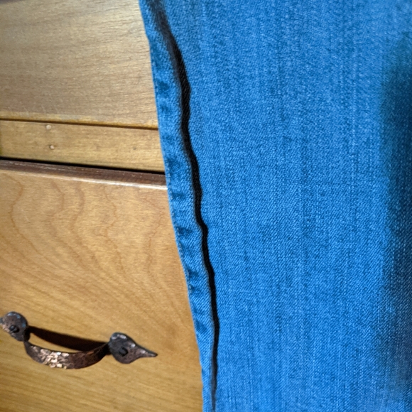 Lucky Brand Women's Jeans - Picture 4 of 12